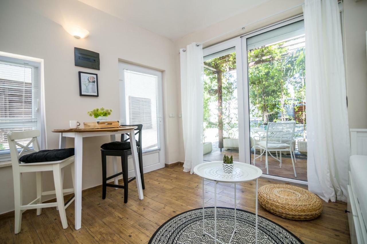 Apartments Terra บีโอกราดนาโมรู ภายนอก รูปภาพ